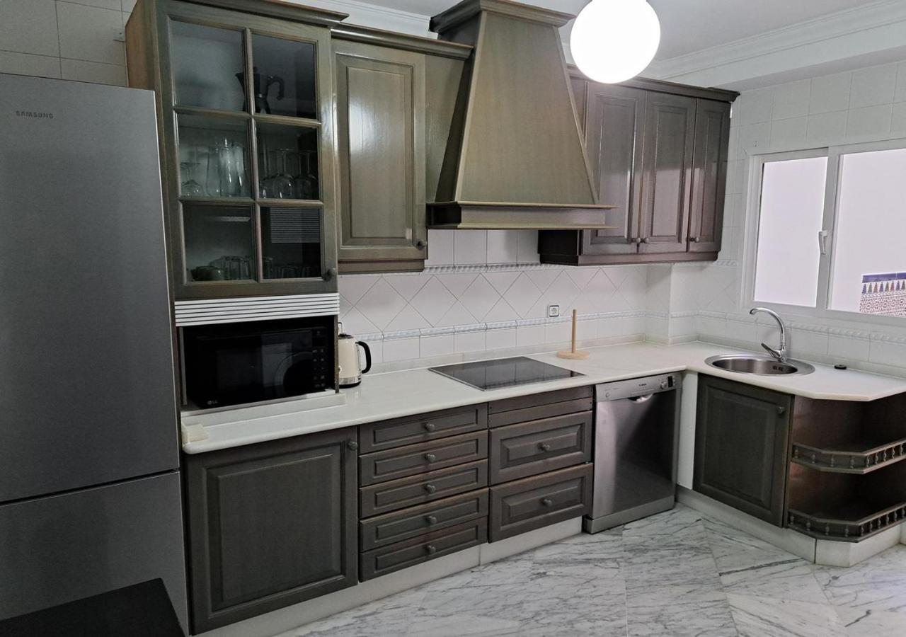 Encanto Urbano: Piso Centrico Totalmente Equipado 莱夫里哈 外观 照片
